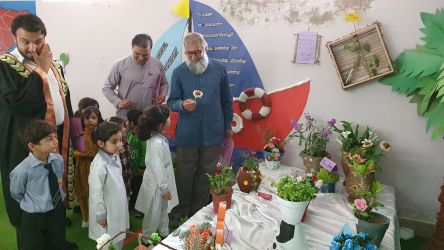 Flower pots competition