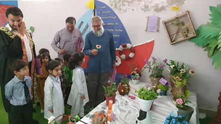 Flower pots competition